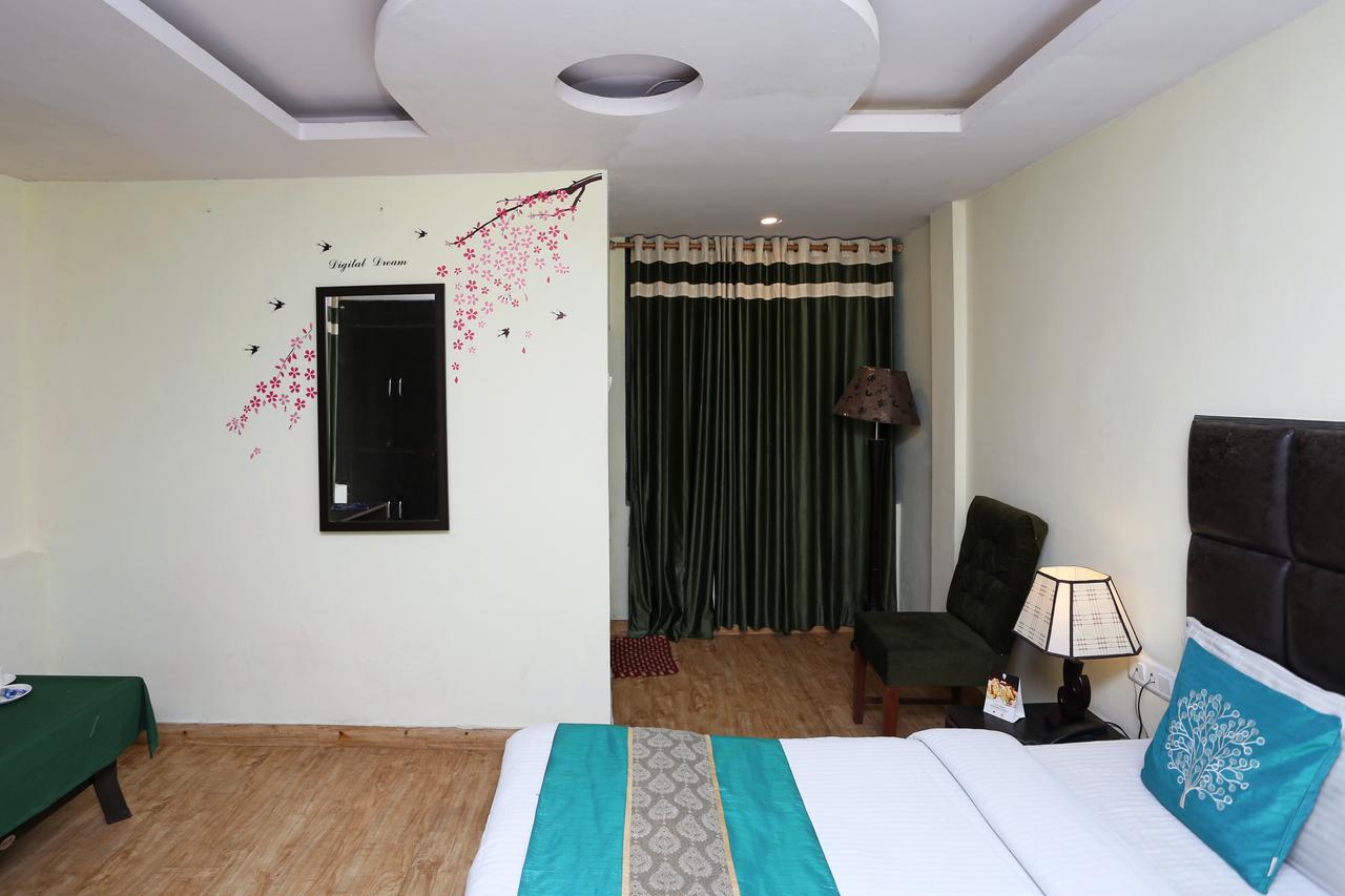 Hotel Madhuban Nainital Luaran gambar